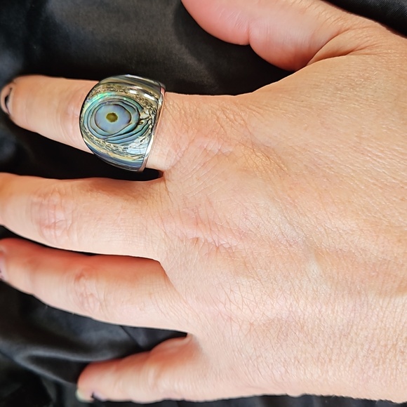 925 Sterling Silver Large Albalone Ring Size 11 Lots of Color Flash NWT - Picture 6 of 6